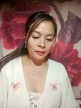 lucky774- online show from December 4, 2025, 12:09 am