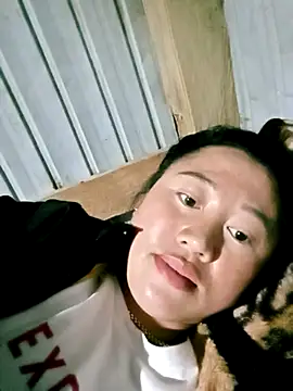 Snapshot of Ducky27021991 chatting on November 25, 2025, 1:33 pm Ducky27021991 online show from November 25, 2025, 1:33 pm