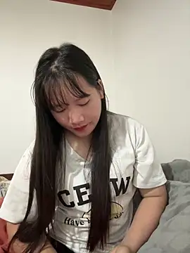 Snapshot of TrangNemo chatting on November 5, 2025, 10:57 pm TrangNemo online show from November 5, 2025, 10:57 pm