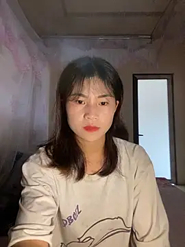 Snapshot of Mylinh- chatting on October 12, 2025, 9:43 am Mylinh- online show from October 12, 2025, 9:43 am