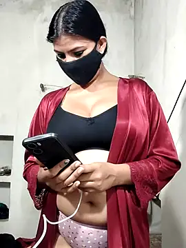 Snapshot of Miya_sistar chatting on November 21, 2025, 4:39 pm Miya sistar online show from November 21, 2025, 4:39 pm