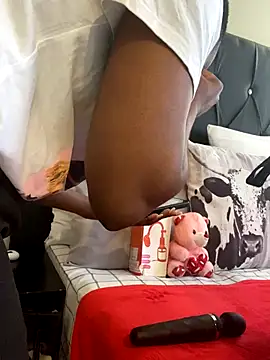 Snapshot of BlackPearlsa chatting on November 30, 2025, 11:00 am BlackPearlsa online show from November 30, 2025, 11:00 am