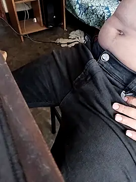 Snapshot of TanjiroCamadoo chatting on October 19, 2025, 4:37 am TanjiroCamadoo online show from October 19, 2025, 4:37 am