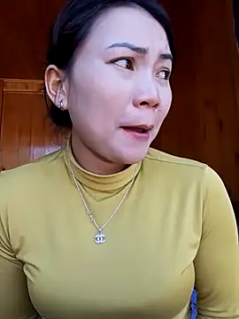 kun-love online show from November 27, 2025, 4:57 am