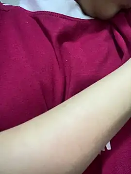 Snapshot of -Harper- chatting on October 25, 2025, 4:11 am -Harper- online show from October 25, 2025, 4:11 am