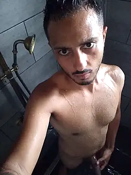 Snapshot of chocoman3 chatting on November 4, 2025, 10:30 am chocoman3 online show from November 4, 2025, 10:30 am