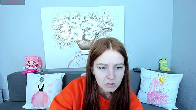 Snapshot of Evarey_ chatting on November 10, 2025, 5:23 am Evarey online show from November 10, 2025, 5:23 am