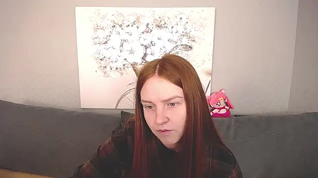 Snapshot of Evarey_ chatting on November 4, 2025, 5:44 am Evarey online show from November 4, 2025, 5:44 am