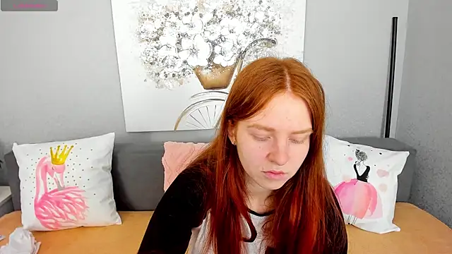 Snapshot of Evarey_ chatting on November 23, 2025, 6:34 am Evarey online show from November 23, 2025, 6:34 am