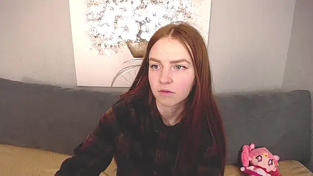 Snapshot of Evarey_ chatting on November 3, 2025, 5:23 am Evarey online show from November 3, 2025, 5:23 am