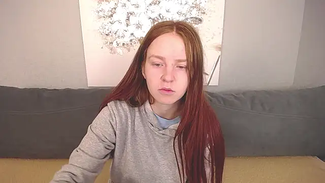 Snapshot of Evarey_ chatting on October 11, 2025, 4:35 am Evarey online show from October 11, 2025, 4:35 am