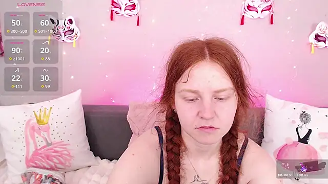 Evarey  online show from June 15, 2026, 5:07 am