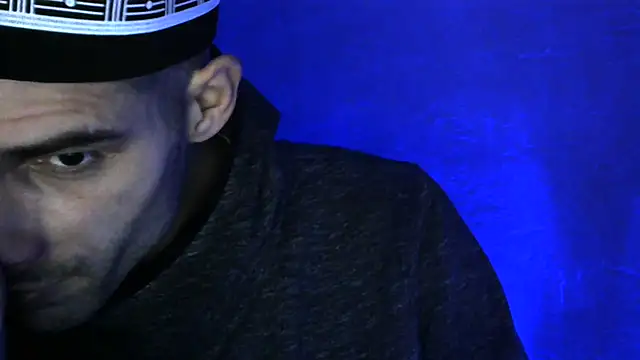 MakabulaAndrey online show from November 25, 2025, 8:53 pm