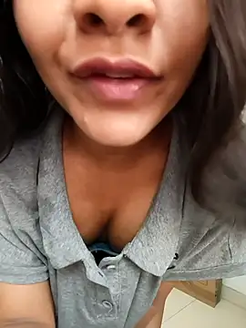 Snapshot of anshika0124 chatting on November 28, 2025, 4:56 am anshika0124 online show from November 28, 2025, 4:56 am