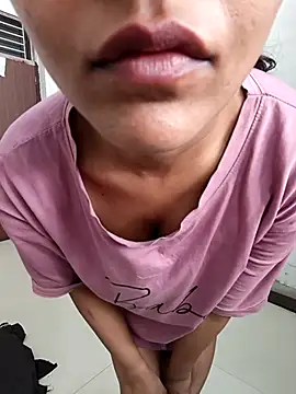 Snapshot of anshika0124 chatting on December 2, 2025, 7:54 am anshika0124 online show from December 2, 2025, 7:54 am