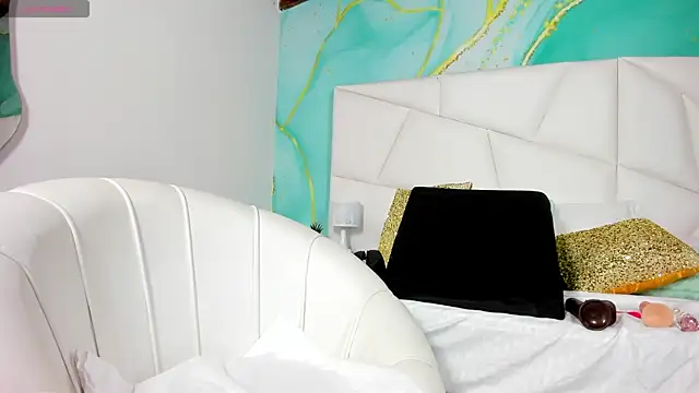 Snapshot of bbyalexxxa chatting on November 27, 2025, 12:27 pm bbyalexxxa online show from November 27, 2025, 12:27 pm