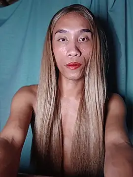 asian queen31 online show from May 14, 2026, 9:45 pm