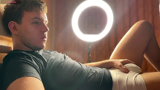 mynameischris online show from March 3, 2026, 1:29 pm