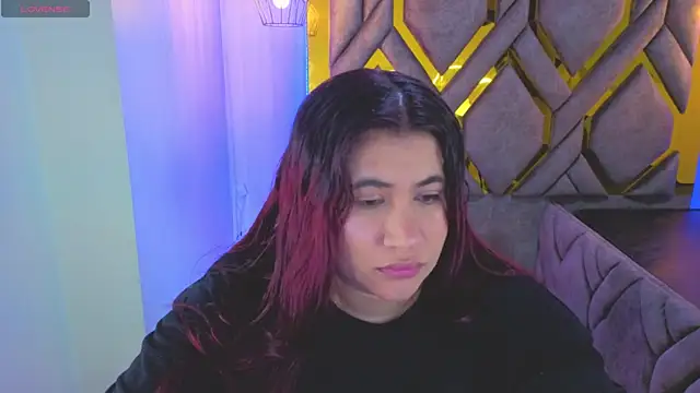 Snapshot of Addyy_02 chatting on January 7, 2026, 1:21 am Addyy 02 online show from January 7, 2026, 1:21 am