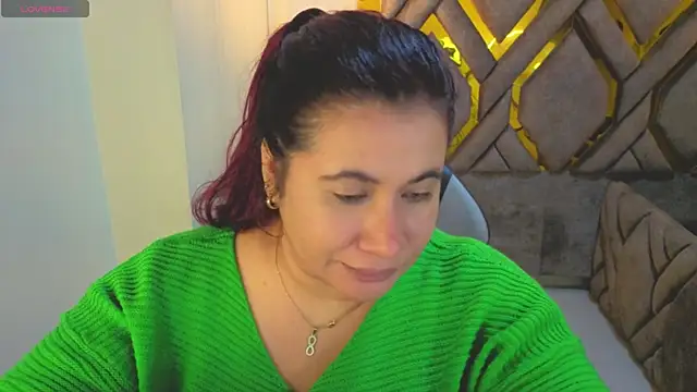 Snapshot of Addyy_02 chatting on January 8, 2026, 1:00 am Addyy 02 online show from January 8, 2026, 1:00 am