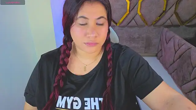 Snapshot of Addyy_02 chatting on January 10, 2026, 1:45 am Addyy 02 online show from January 10, 2026, 1:45 am