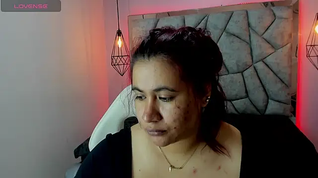 Addyy 02 online show from May 9, 2026, 6:33 pm