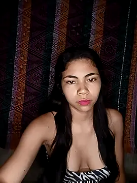 Snapshot of Ammyy_Wood_ chatting on October 18, 2025, 8:27 am Ammyy Wood online show from October 18, 2025, 8:27 am