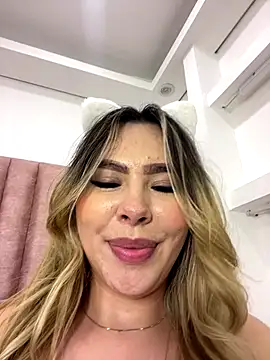 Snapshot of Katya_blonde chatting on December 16, 2025, 6:50 am Katya blonde online show from December 16, 2025, 6:50 am