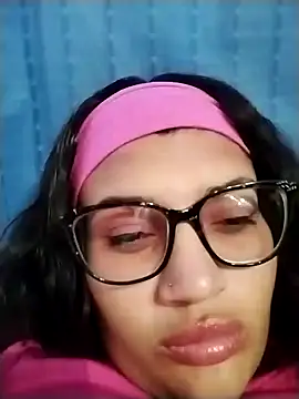 Snapshot of danita912 chatting on October 19, 2025, 9:39 pm danita912 online show from October 19, 2025, 9:39 pm
