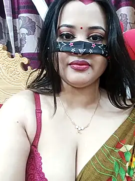 Snapshot of Beauty_Queen_Soniya chatting on February 26, 2026, 6:41 pm Beauty Queen Soniya online show from February 26, 2026, 6:41 pm
