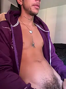 Snapshot of ErosDominant chatting on February 18, 2026, 8:16 pm ErosDominant online show from February 18, 2026, 8:16 pm