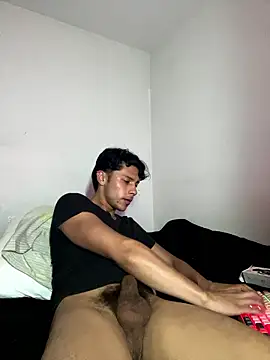 Snapshot of ErosDominant chatting on January 15, 2026, 2:26 am ErosDominant online show from January 15, 2026, 2:26 am