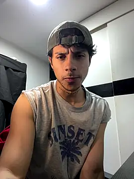 Snapshot of ErosDominant chatting on December 1, 2025, 5:30 am ErosDominant online show from December 1, 2025, 5:30 am