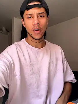 Snapshot of ErosDominant chatting on January 9, 2026, 4:14 pm ErosDominant online show from January 9, 2026, 4:14 pm