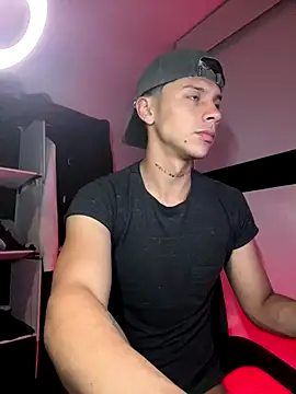 Snapshot of ErosDominant chatting on December 18, 2025, 1:55 am ErosDominant online show from December 18, 2025, 1:55 am