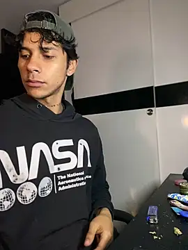 Snapshot of ErosDominant chatting on November 16, 2025, 5:34 am ErosDominant online show from November 16, 2025, 5:34 am