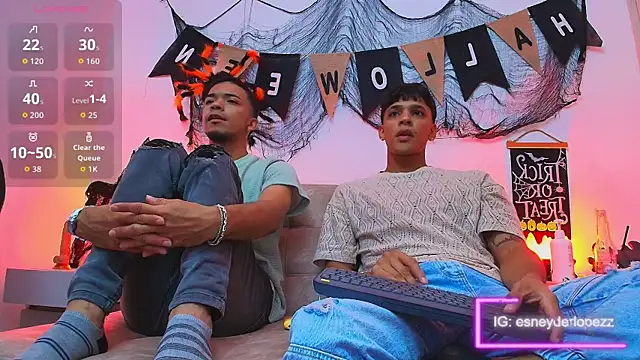 Snapshot of thomas_elg chatting on November 2, 2025, 4:28 am thomas elg online show from November 2, 2025, 4:28 am