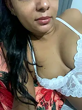 Brunamorenago online show from January 18, 2026, 1:09 am