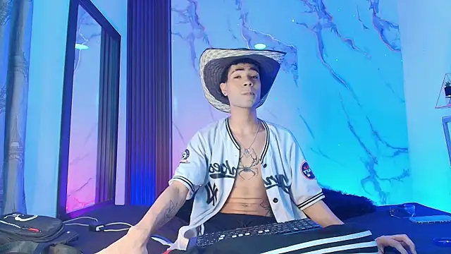 JacobBlackwell  online show from February 10, 2026, 3:38 am