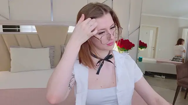 Snapshot of JessiJull chatting on March 3, 2026, 5:20 pm JessiJull online show from March 3, 2026, 5:20 pm