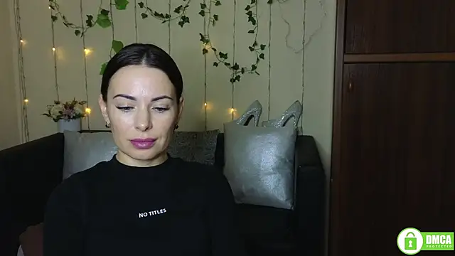 Rita lovvylyou online show from October 22, 2025, 11:31 am