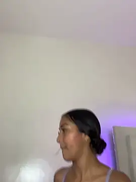 Luna star3 online show from October 24, 2025, 7:02 pm