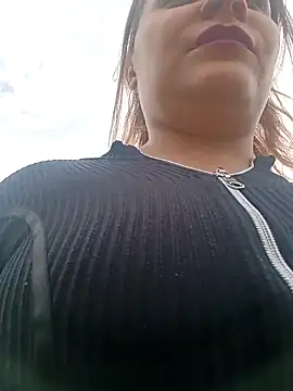 Allison Flamingg online show from October 20, 2025, 1:00 pm