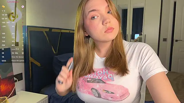 RebeccaEglitis online show from May 19, 2026, 5:09 pm