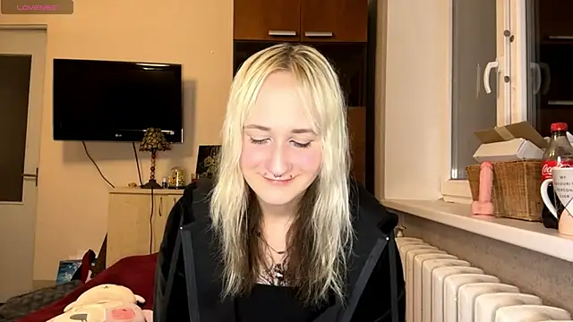 Snapshot of Ulemonala_Cute chatting on November 21, 2025, 6:40 pm Ulemonala Cute online show from November 21, 2025, 6:40 pm