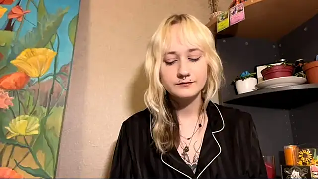 Snapshot of Ulemonala_Cute chatting on October 9, 2025, 5:13 pm Ulemonala Cute online show from October 9, 2025, 5:13 pm