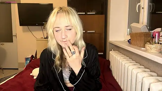 Snapshot of Ulemonala_Cute chatting on December 5, 2025, 7:12 pm Ulemonala Cute online show from December 5, 2025, 7:12 pm