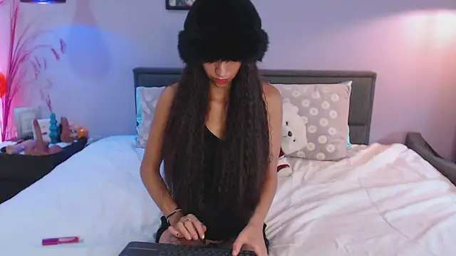 Jiwoo Dodoy  online show from November 5, 2025, 2:42 pm