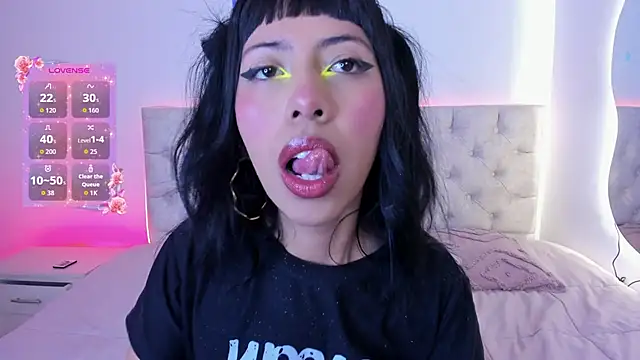 Snapshot of Nina_fox_0691 chatting on November 9, 2025, 12:31 pm Nina fox 0691 online show from November 9, 2025, 12:31 pm