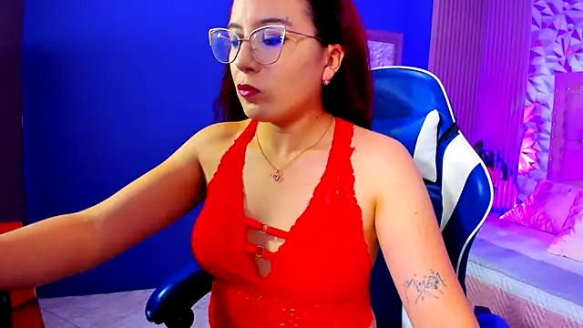 Snapshot of allison_mc chatting on November 12, 2025, 4:16 am allison mc online show from November 12, 2025, 4:16 am